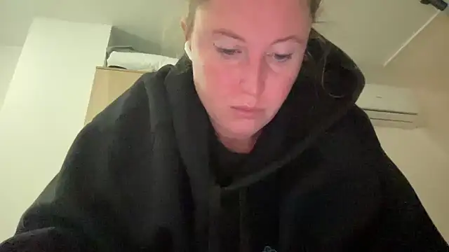 Snapshot of Ameli8 chatting on 21, 11, 2025 Ameli8 online show from 21, 11, 2025