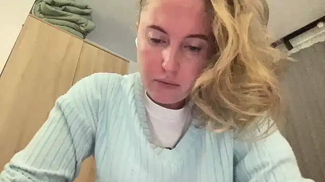 Snapshot of Ameli8 chatting on 19, 12, 2025 Ameli8 online show from 19, 12, 2025