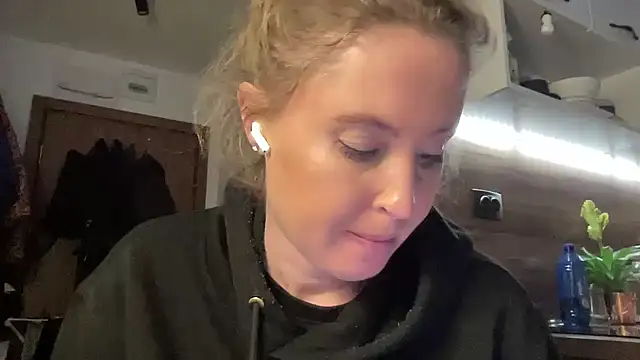 Snapshot of Ameli8 chatting on 14, 2, 2026 Ameli8 online show from 14, 2, 2026