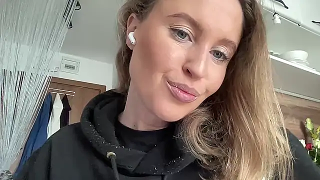 Snapshot of Ameli8 chatting on 5, 3, 2026 Ameli8 online show from 5, 3, 2026