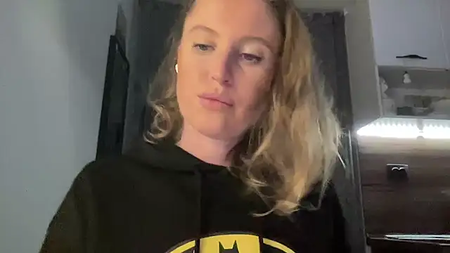 Snapshot of Ameli8 chatting on 6, 3, 2026 Ameli8 online show from 6, 3, 2026