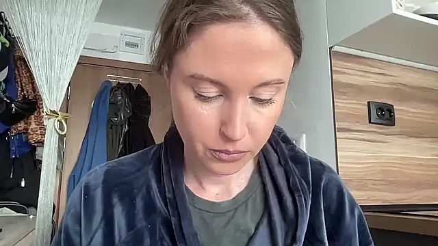 Snapshot of Ameli8 chatting on 15, 4, 2026 Ameli8 online show from 15, 4, 2026