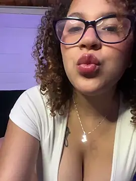 Snapshot of Lolavenezia chatting on 19, 2, 2026 Lolavenezia online show from 19, 2, 2026