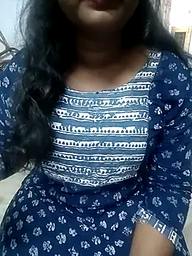 Keerthee  online show from 5, 11, 2025