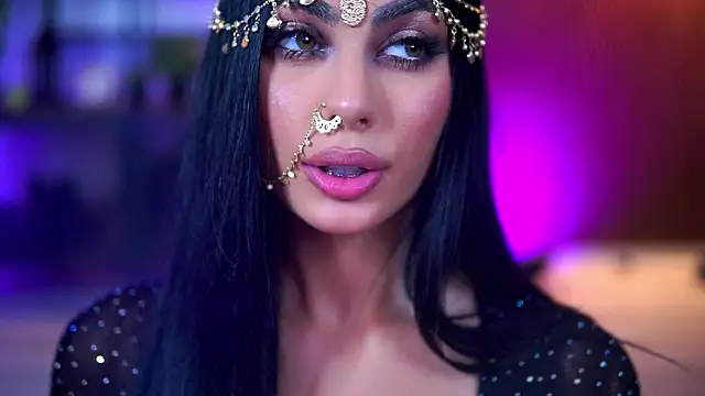 RavennaDArcy online show from 18, 2, 2026