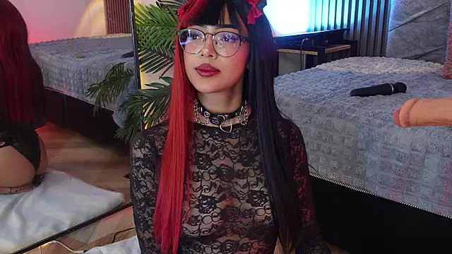  ViolletteNoir  online show from 5, 5, 2026
