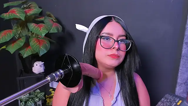 Amy whittee online show from 1, 7, 2026
