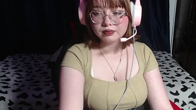 Michi sauria1 online show from 4, 12, 2025