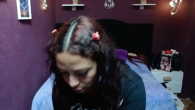 monika 256 online show from 9, 3, 2026