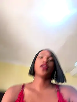 Snapshot of NiaLong21_ chatting on 14, 12, 2025 NiaLong21 online show from 14, 12, 2025