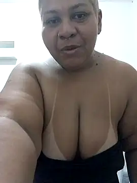 Snapshot of gatabaiana chatting on 9, 11, 2025 gatabaiana online show from 9, 11, 2025