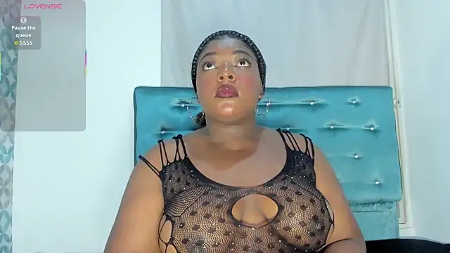 Tamaramilleer online show from 27, 11, 2025