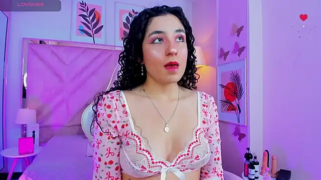 DemiJones  online show from 18, 2, 2026