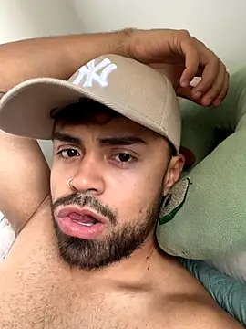 Stevenn 51 online show from 11, 11, 2025