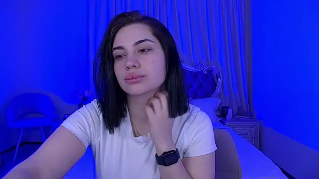 AdrianaTorres online show from 6, 2, 2026