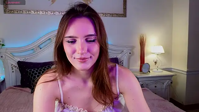 SofiBelucci online show from 7, 11, 2025