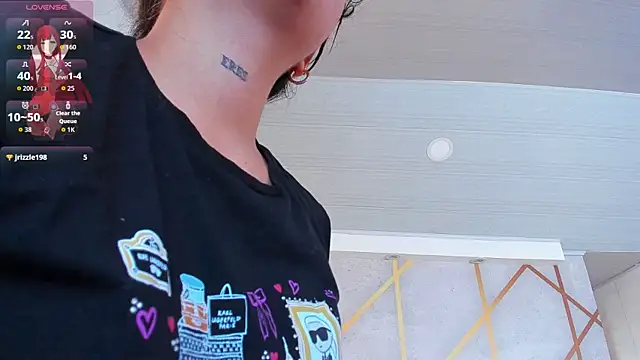  vaiolet owo online show from 11, 3, 2026