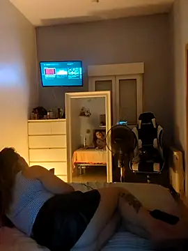 Domiqueen online show from 17, 7, 2026
