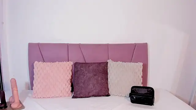 elena wolff online show from 30, 6, 2026