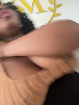 Snapshot of BrendaFernandez_ chatting on 20, 2, 2026 BrendaFernandez online show from 20, 2, 2026