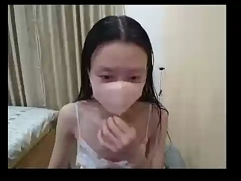Lil-Cherries online show from 3, 5, 2026