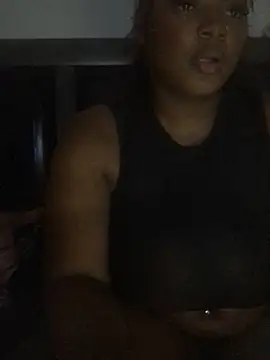 Snapshot of Fxncymuse chatting on 19, 12, 2025 Fxncymuse online show from 19, 12, 2025