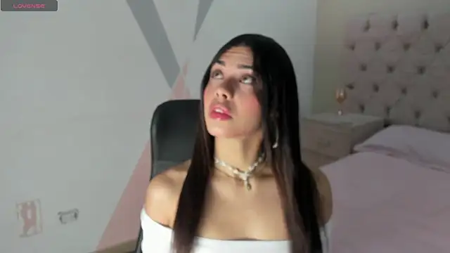 ZarinaWynne online show from 15, 5, 2026