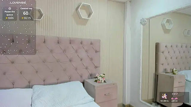 ZarinaWynne online show from 11, 6, 2026