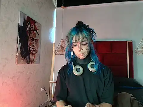luxiel  online show from 24, 4, 2026