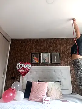 Snapshot of LorieFerrer chatting on 10, 2, 2025 LorieFerrer online show from 10, 2, 2025