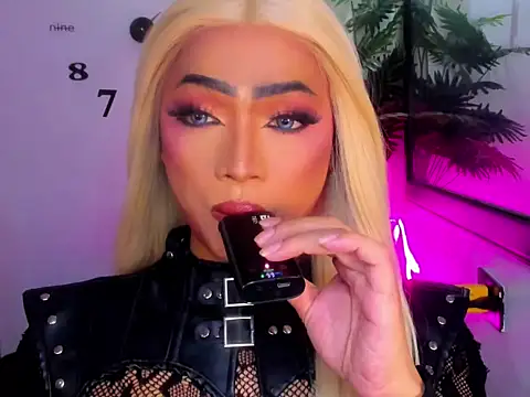 GwennGoddess online show from 23, 3, 2026