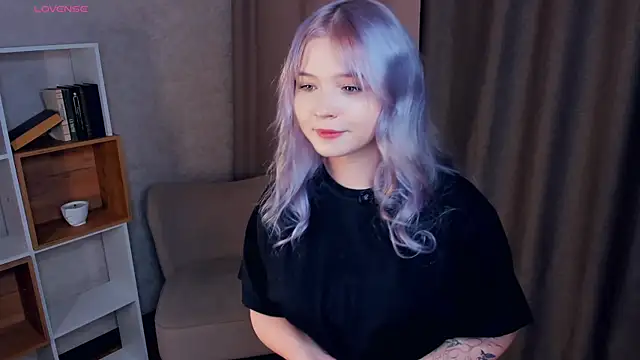 DonnetteShaban online show from 8, 11, 2025