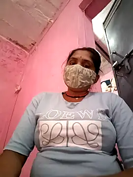 Snapshot of Janhvi_bhabhi_ji chatting on 24, 11, 2025 Janhvi bhabhi ji online show from 24, 11, 2025