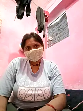 Snapshot of Janhvi_bhabhi_ji chatting on 2, 12, 2025 Janhvi bhabhi ji online show from 2, 12, 2025