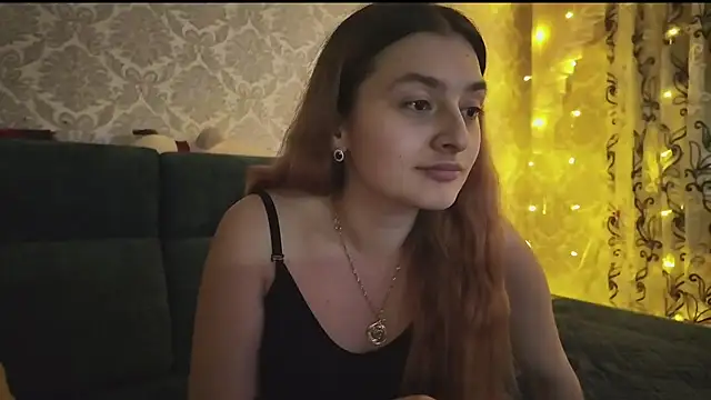 SweetLiaison online show from 9, 3, 2026