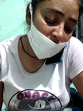 Snapshot of Piya_Bakshi chatting on 17, 12, 2025 Piya Bakshi online show from 17, 12, 2025