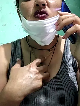 Snapshot of Piya_Bakshi chatting on 18, 12, 2025 Piya Bakshi online show from 18, 12, 2025