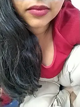 Sexy Divya   online show from 5, 5, 2026