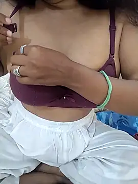 Sexy Divya   online show from 10, 5, 2026