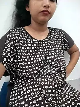 Sexy Divya   online show from 4, 8, 2026