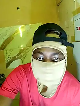 Snapshot of Babz_22 chatting on 8, 11, 2025 Babz 22 online show from 8, 11, 2025