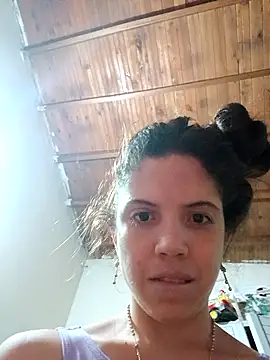 hincaVale090824 online show from 8, 11, 2025