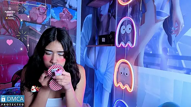 Snapshot of sofia_sstonee_ chatting on 17, 12, 2025 sofia sstonee online show from 17, 12, 2025