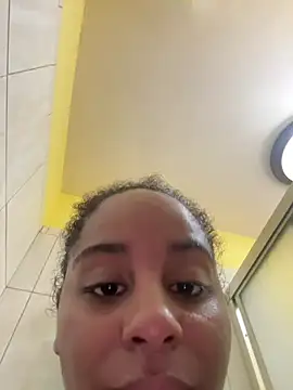 Nicolitalalinda online show from 2, 3, 2026