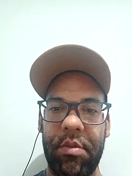 Snapshot of horusegiptian35 chatting on 8, 11, 2025 horusegiptian35 online show from 8, 11, 2025