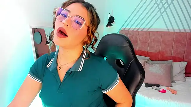 Snapshot of Dakhota_Rouge chatting on 8, 1, 2026 Dakhota Rouge online show from 8, 1, 2026