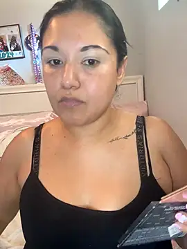 tattedlatina online show from 9, 11, 2025