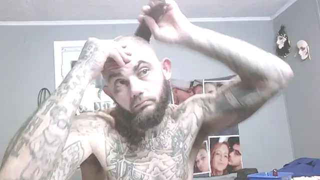 Snapshot of trickydickydaddy chatting on 6, 1, 2026 trickydickydaddy online show from 6, 1, 2026