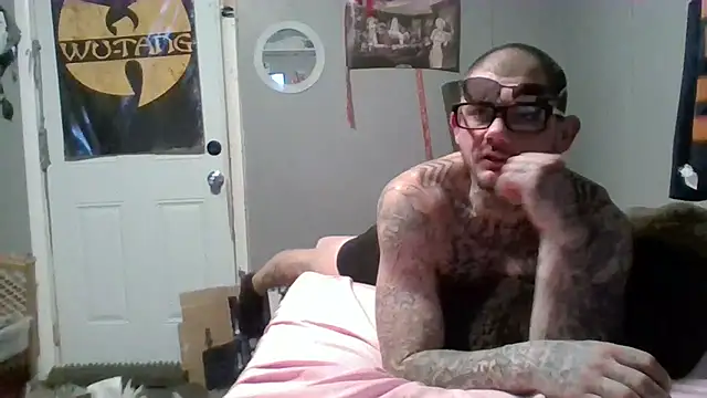 Snapshot of trickydickydaddy chatting on 27, 2, 2026 trickydickydaddy online show from 27, 2, 2026