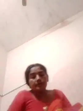 Snapshot of Seema_ji12 chatting on 14, 12, 2025 Seema ji12 online show from 14, 12, 2025